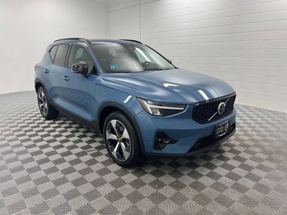 Used 2023 Volvo XC40 B5 Plus w/ Driver Assist Package