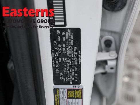 Used 2024 Kia Forte LXS image 33