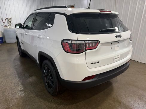 New 2026 Jeep Compass Latitude AWD/4WD image 5