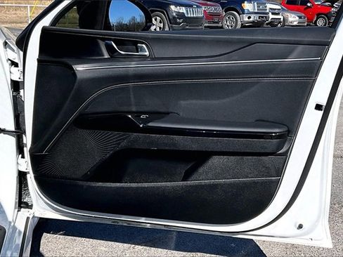 Used 2026 Kia K5 GT-Line image 28