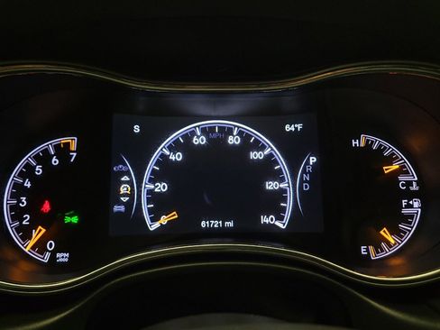 Used 2021 Jeep Grand Cherokee Laredo RWD image 23