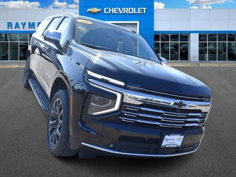 New 2026 Chevrolet Suburban Premier w/ Sun And Tow Package image 10