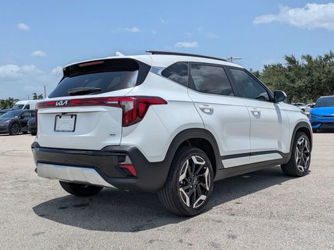 Used 2024 Kia Seltos SX w/ SX Sunroof Package AWD/4WD image 5