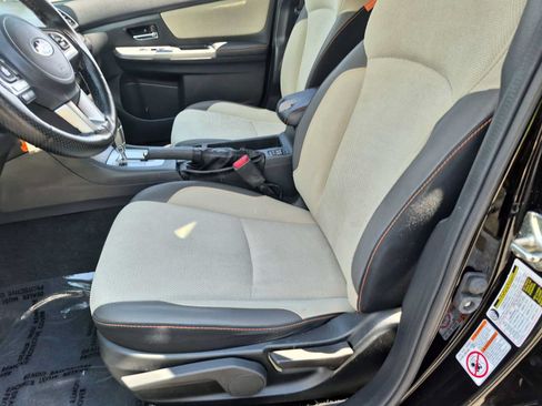 Used 2017 Subaru Crosstrek 2.0i Premium AWD/4WD image 16
