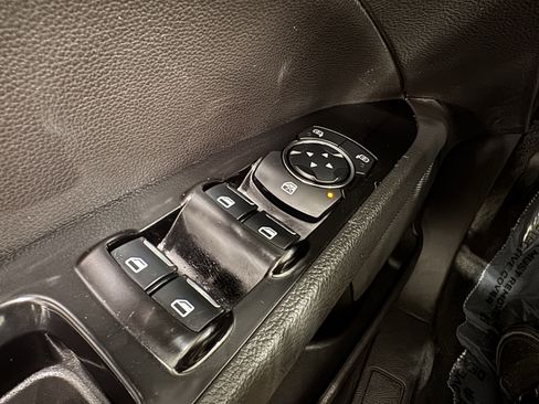 Used 2013 Ford Fusion SE image 23