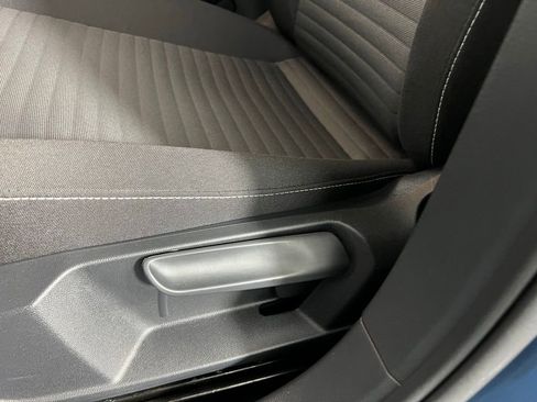 Used 2025 Volkswagen Jetta S image 21