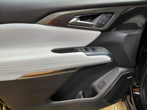 Used 2025 Chevrolet Traverse High Country w/ LPO, Floor Liner Package AWD/4WD image 42