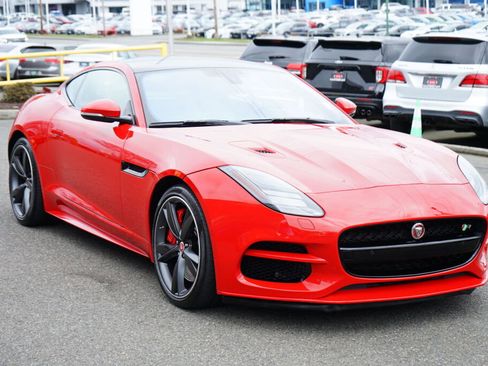 Used 2018 Jaguar F-TYPE R image 7