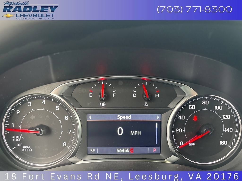 Used 2024 GMC Terrain SLT AWD/4WD image 16