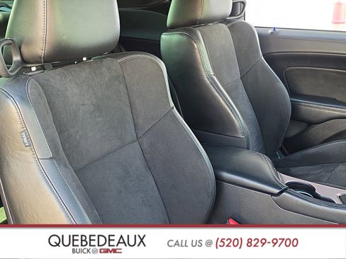 Used 2023 Dodge Challenger R/T w/ Plus Package image 28