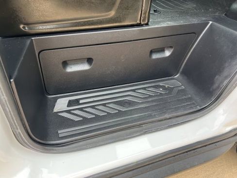 Used 2023 Ford Transit 250 148 High Roof Extended image 23