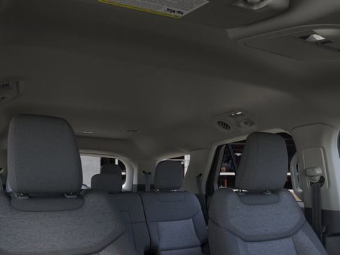 New 2026 Ford Explorer Active image 22