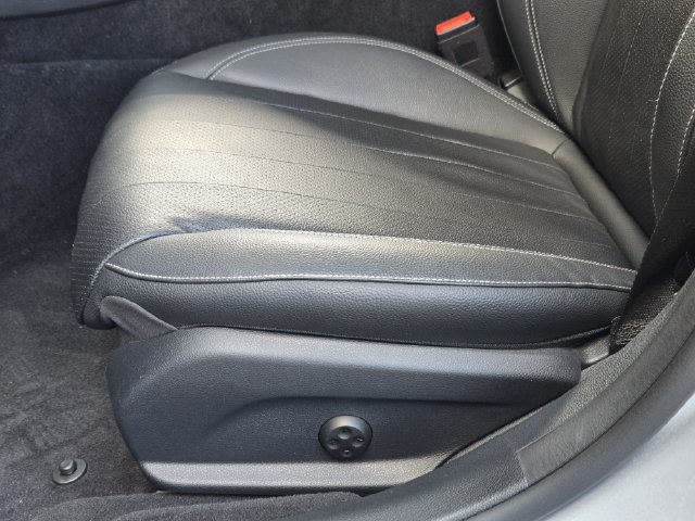 Used 2022 Mercedes-Benz E 350 4MATIC Sedan image 20