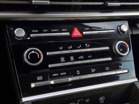 Used 2024 Hyundai Santa Fe SE image 22