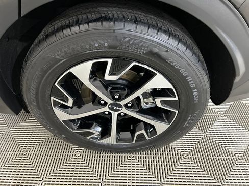 Used 2023 Kia Sportage EX image 10