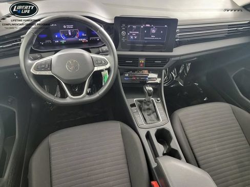 Used 2025 Volkswagen Jetta S FWD image 33