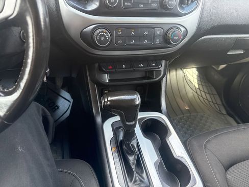 Used 2018 Chevrolet Colorado LT w/ LT Convenience Package AWD/4WD image 23