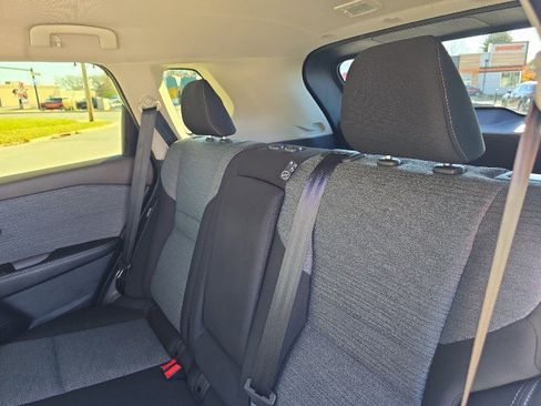 Used 2023 Nissan Rogue SV image 29