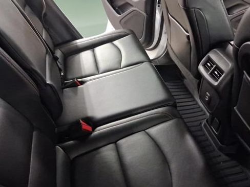 Used 2020 GMC Terrain SLT FWD image 14