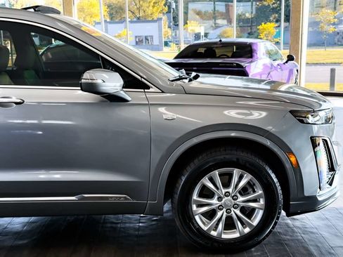 Used 2024 Cadillac XT6 Luxury image 18