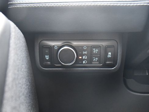 Used 2025 Ford Mustang Mach-E Premium image 28