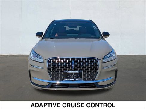 New 2025 Lincoln Corsair Grand Touring image 4