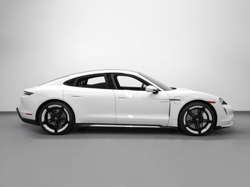 Used 2024 Porsche Taycan Turbo S image 13