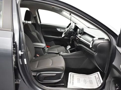 Used 2024 Kia Forte LXS FWD image 16