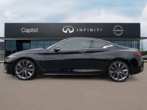 Used 2022 INFINITI Q60 Red Sport 400 w/ Carbon Fiber Package image 9