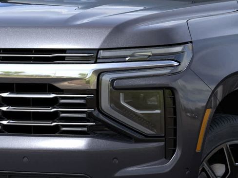 New 2026 Chevrolet Suburban Premier AWD/4WD image 10