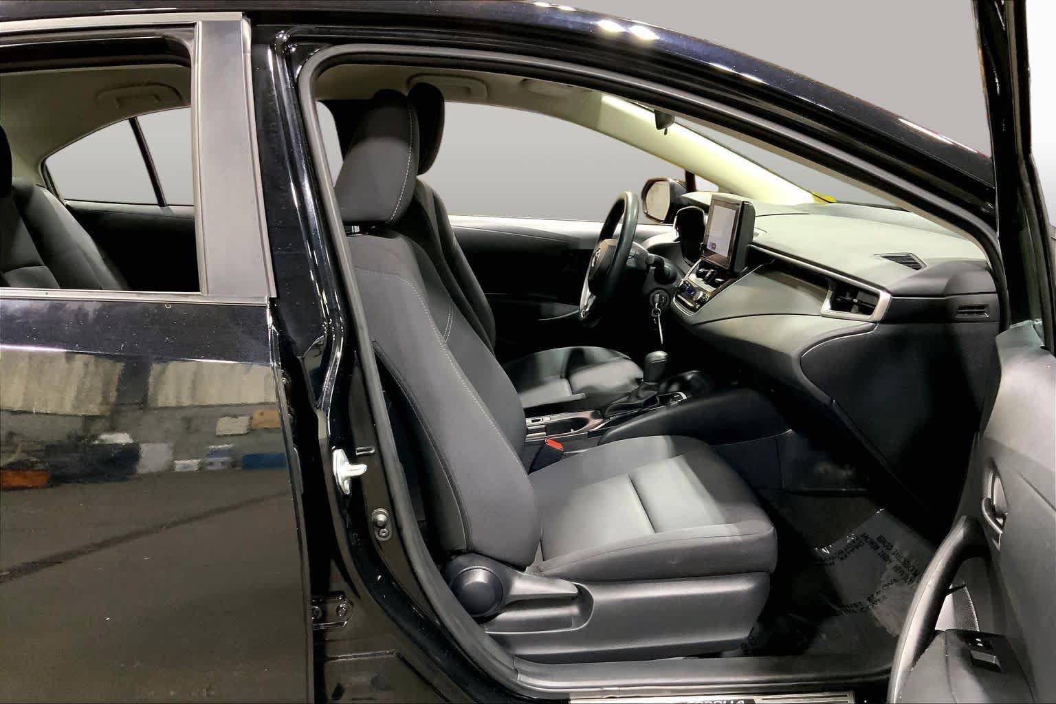 Certified 2024 Toyota Corolla LE FWD image 9
