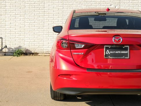 Used 2016 MAZDA MAZDA3 i Grand Touring image 45