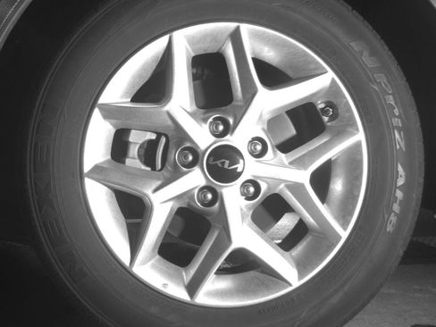 Used 2025 Kia Soul LX w/ LX Technology Package FWD image 9