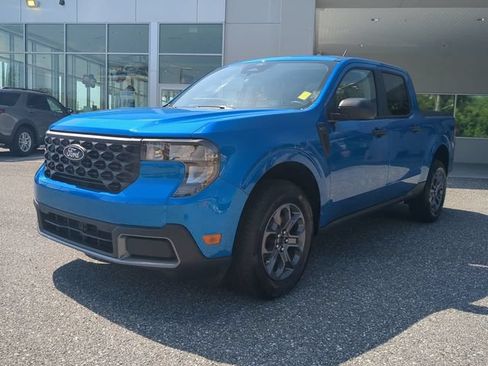 New 2026 Ford Maverick XLT FWD image 9