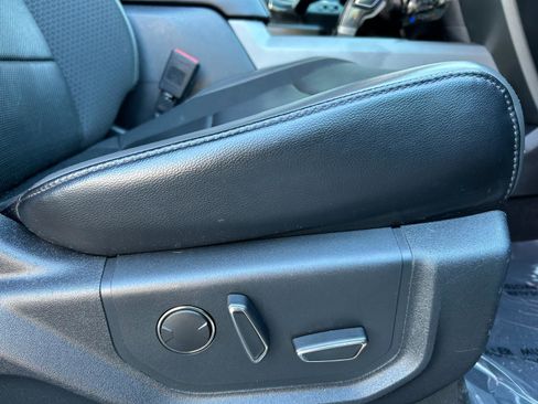 Used 2019 Ford F150 Raptor w/ Equipment Group 802A Luxury image 28