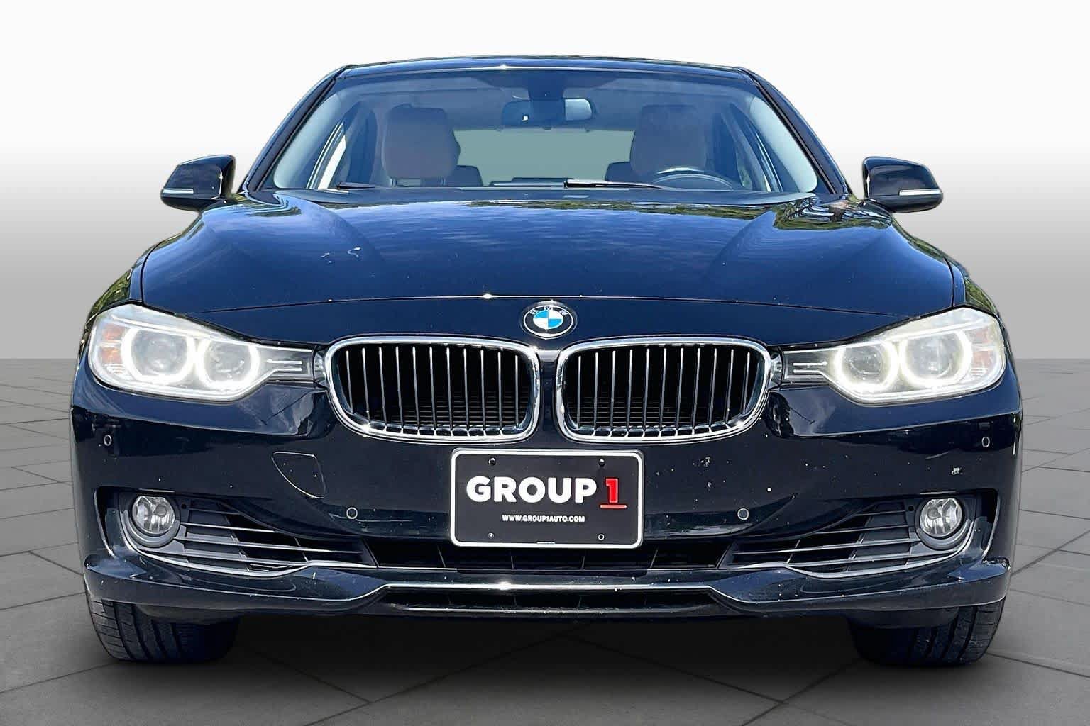 Used 2015 BMW 328i xDrive Sedan AWD/4WD image 3