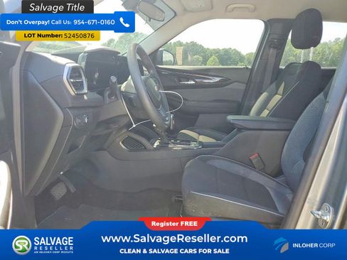 Used 2024 Chevrolet TrailBlazer LS w/ LS Convenience Package FWD image 9