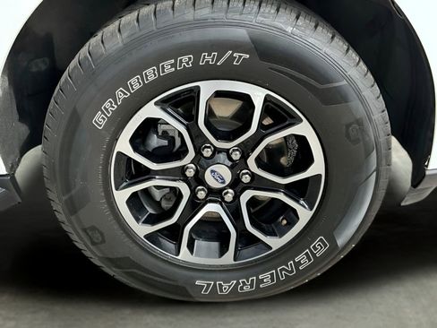 Certified 2024 Ford Expedition Max XLT AWD/4WD image 15