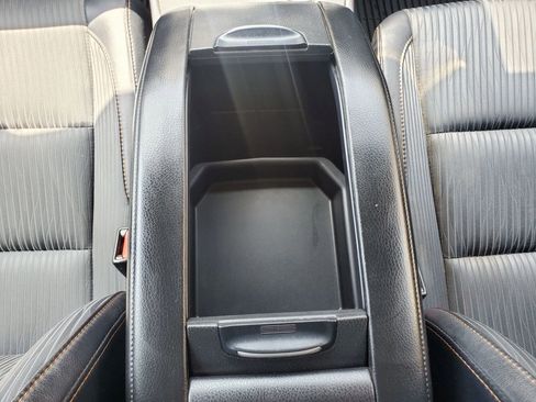 Used 2018 Toyota Highlander Plus FWD image 49