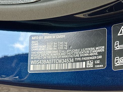 Used 2026 BMW M4 xDrive Competition AWD/4WD image 34