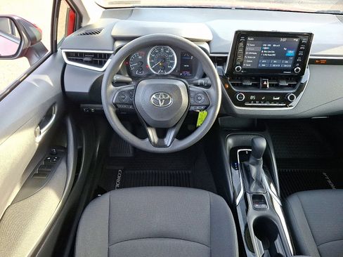 Certified 2021 Toyota Corolla LE image 11