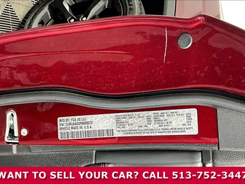 Used 2024 Jeep Grand Cherokee L Altitude image 18