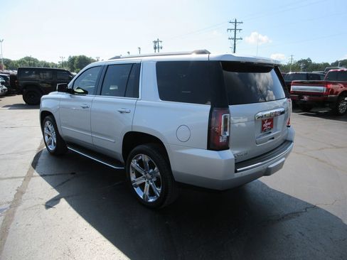 Used 2015 GMC Yukon Denali AWD/4WD image 9