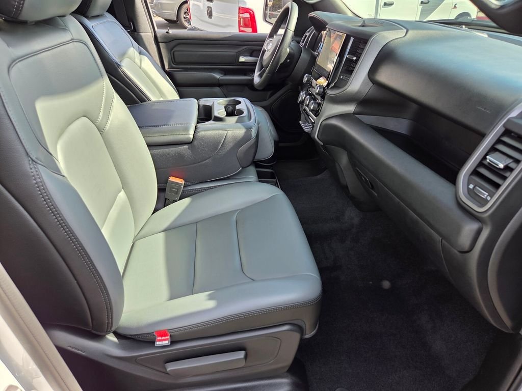 Used 2025 RAM 1500 Tradesman AWD/4WD image 18