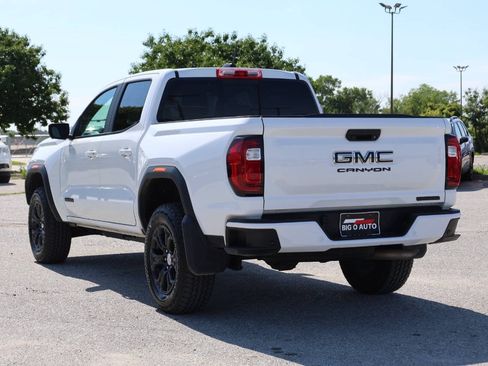 Used 2024 GMC Canyon Elevation w/ Convenience Package AWD/4WD image 11