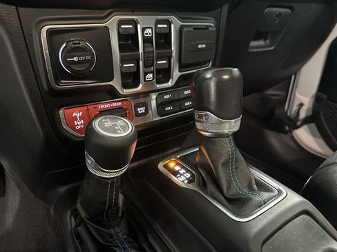 Used 2021 Jeep Wrangler Unlimited Rubicon 4xe w/ Cold Weather Group image 30