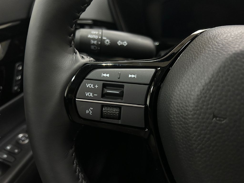Used 2026 Honda CR-V EX-L image 13