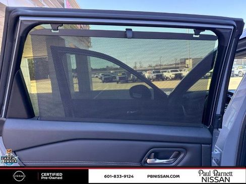 Certified 2024 Nissan Rogue SL w/ SL Premium Package image 29