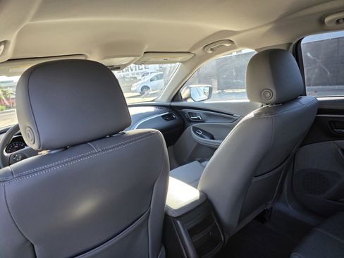 Used 2018 Chevrolet Impala LS image 14