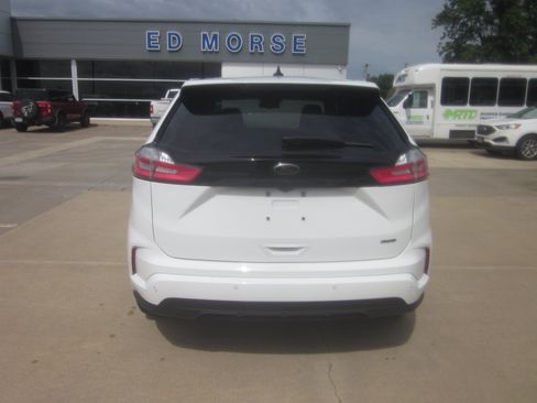 Used 2024 Ford Edge SE w/ Black Appearance Package AWD/4WD image 5